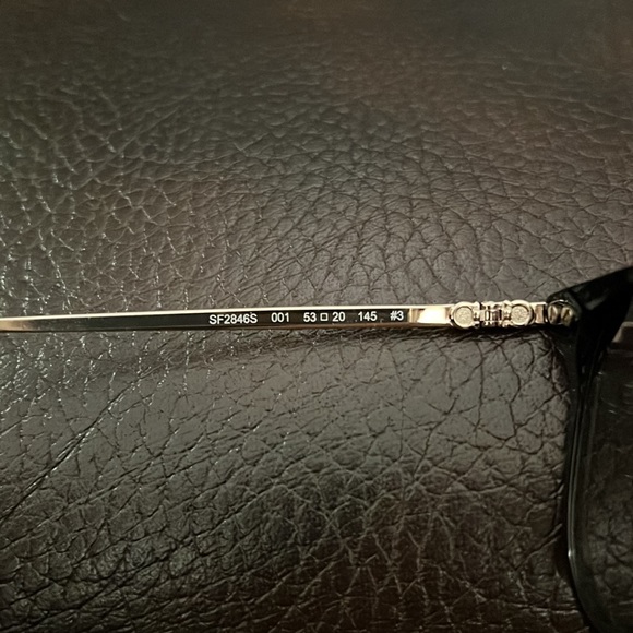 Salvatore Ferragamo unisex logo monogram black sunglasses NEW - Picture 8 of 8